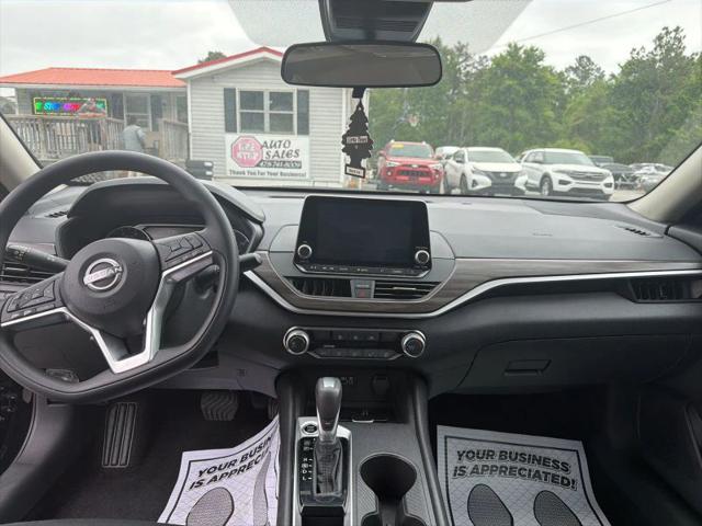 2025 Nissan Altima SV FWD