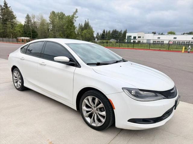 2015 Chrysler 200 S