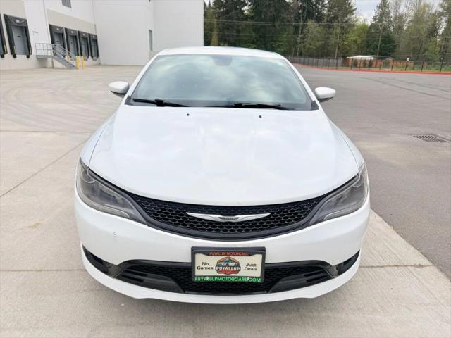 2015 Chrysler 200 S