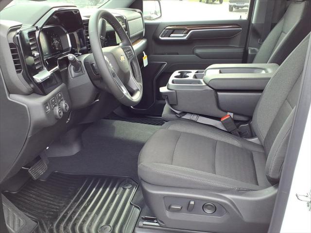 2026 Chevrolet Silverado 1500 4WD Crew Cab Short Bed LT with 2FL