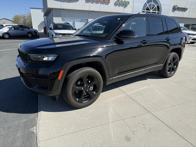 2023 Jeep Grand Cherokee Altitude 4x4
