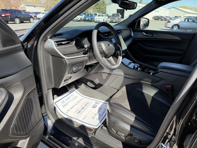 2023 Jeep Grand Cherokee Altitude 4x4