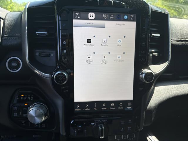 2022 Ram 1500 Laramie Crew Cab 4x4 6'4" Box