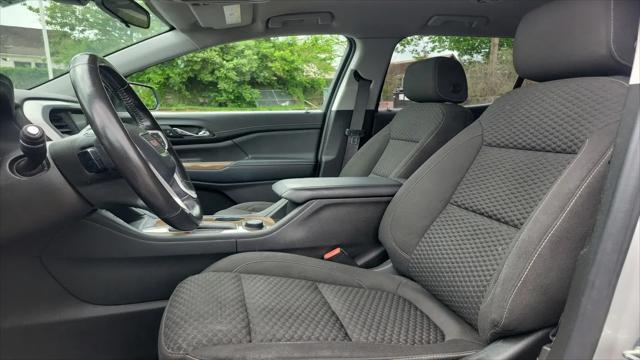 2019 GMC Acadia SLE-2