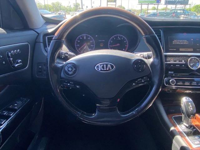 2015 Kia K900 Luxury