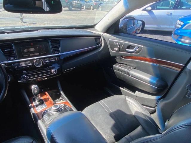 2015 Kia K900 Luxury