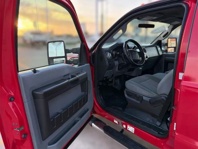 2011 Ford F-550 XL