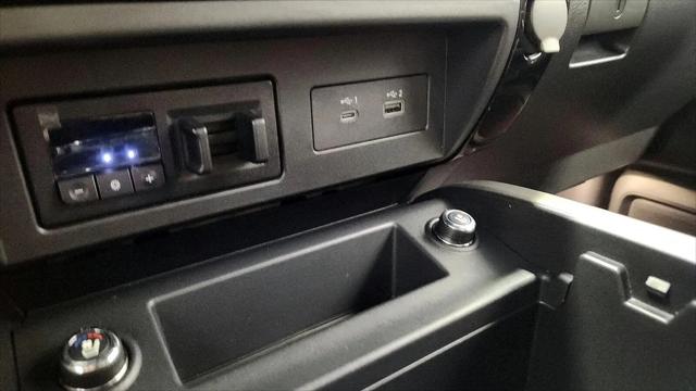2023 Nissan Titan Crew Cab Platinum Reserve 4x4