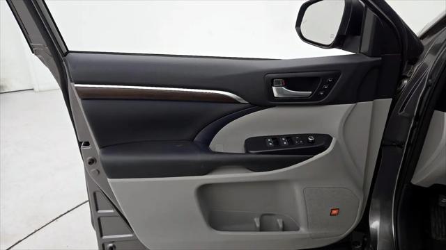 2015 Toyota Highlander Limited Platinum V6