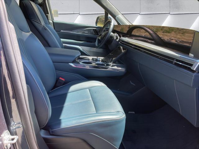 2025 Cadillac Escalade Luxury 2 AWD