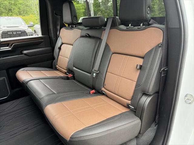 2024 Chevrolet Silverado 3500HD 4WD Crew Cab Long Bed High Country