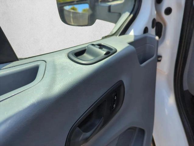 2018 Ford Transit w/60/40 Side Door w/LWB