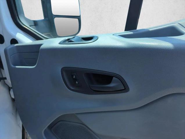 2018 Ford Transit w/60/40 Side Door w/LWB