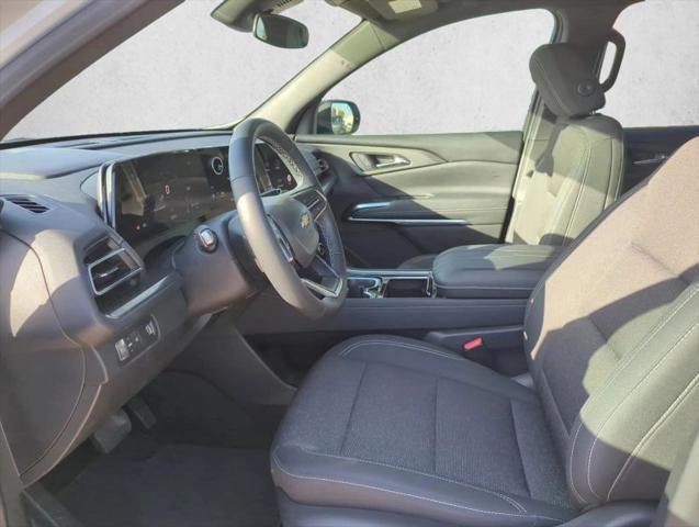2024 Chevrolet Traverse FWD LT