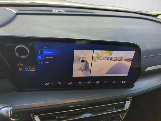 2024 Chevrolet Traverse FWD LT