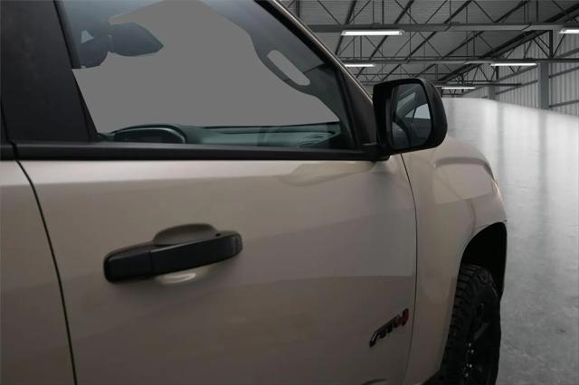2022 GMC Canyon 4WD Crew Cab Short Box AT4 - Leather
