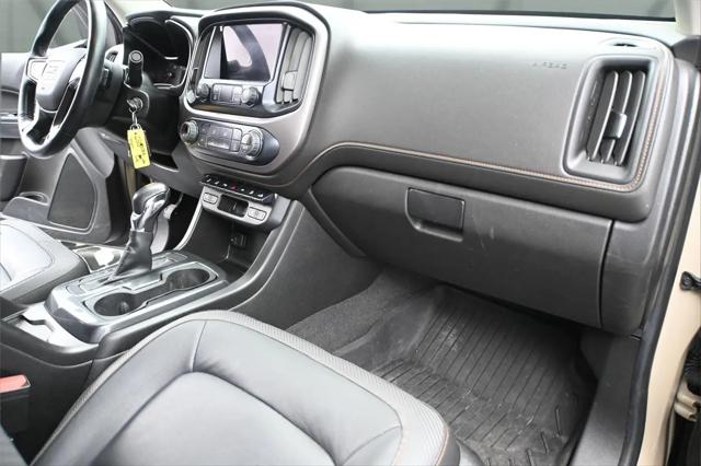 2022 GMC Canyon 4WD Crew Cab Short Box AT4 - Leather