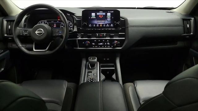 2024 Nissan Pathfinder SL 4WD