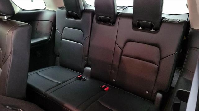 2024 Nissan Pathfinder SL 4WD