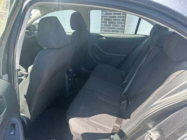 2015 Volkswagen Jetta 2.0L S