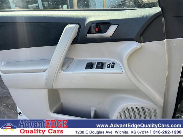 2011 Toyota Highlander Unknown