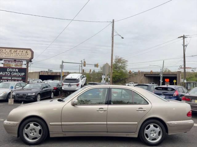 2001 Mercedes-Benz E 320 E 320