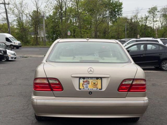 2001 Mercedes-Benz E 320 E 320