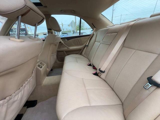2001 Mercedes-Benz E 320 E 320