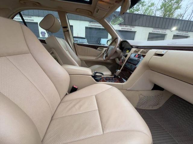 2001 Mercedes-Benz E 320 E 320