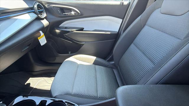 2026 Chevrolet Trax FWD LT