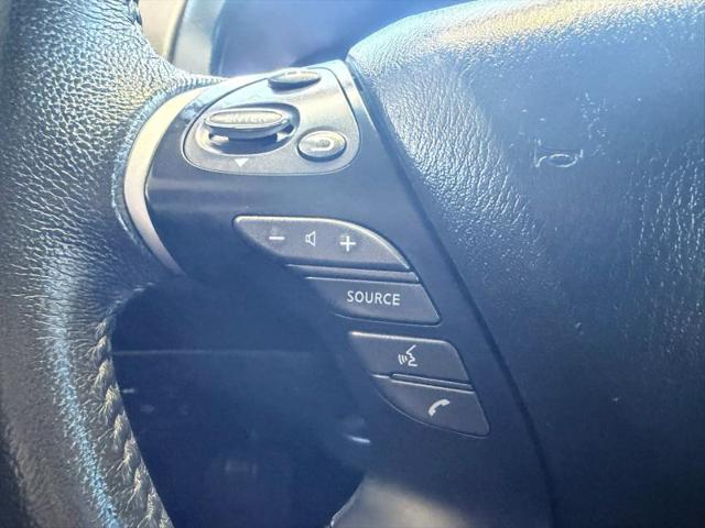2015 Nissan Pathfinder SL