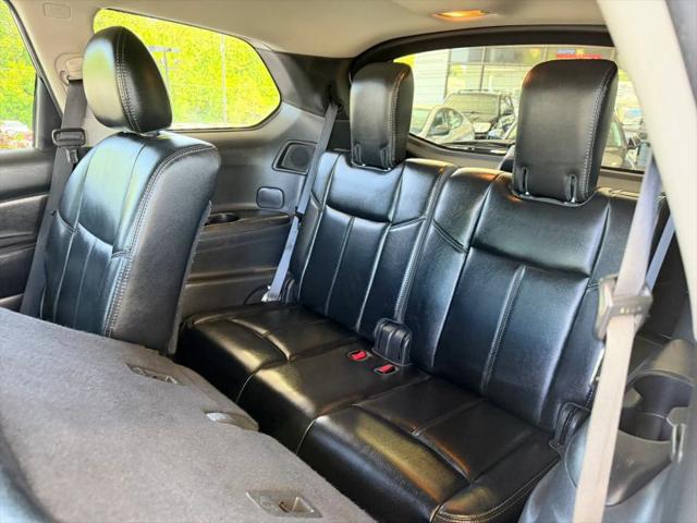 2015 Nissan Pathfinder SL