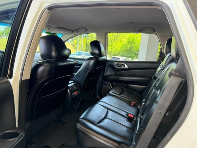 2015 Nissan Pathfinder SL