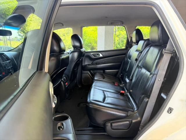 2015 Nissan Pathfinder SL