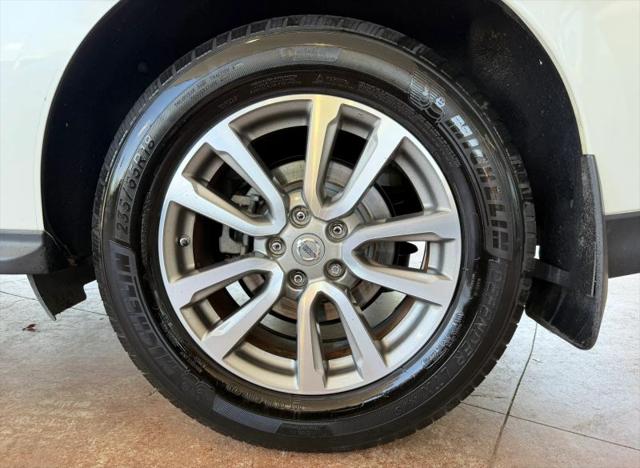 2015 Nissan Pathfinder SL