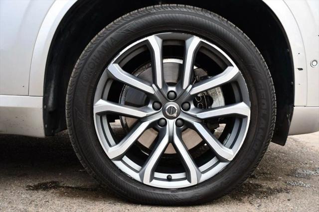 2018 Volvo XC90 T6 Momentum