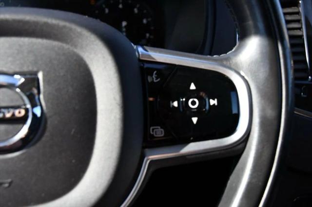 2018 Volvo XC90 T6 Momentum