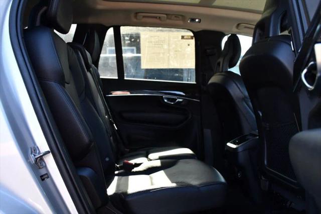 2018 Volvo XC90 T6 Momentum