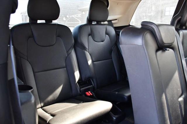 2018 Volvo XC90 T6 Momentum