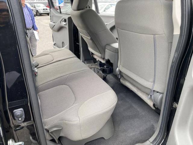 2020 Nissan Frontier Crew Cab SV 4x2