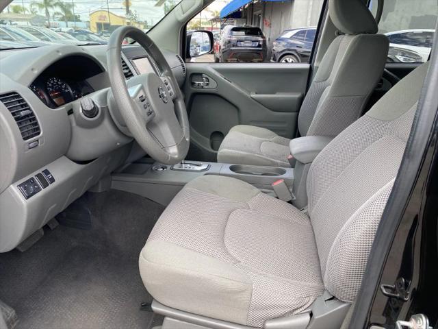 2020 Nissan Frontier Crew Cab SV 4x2