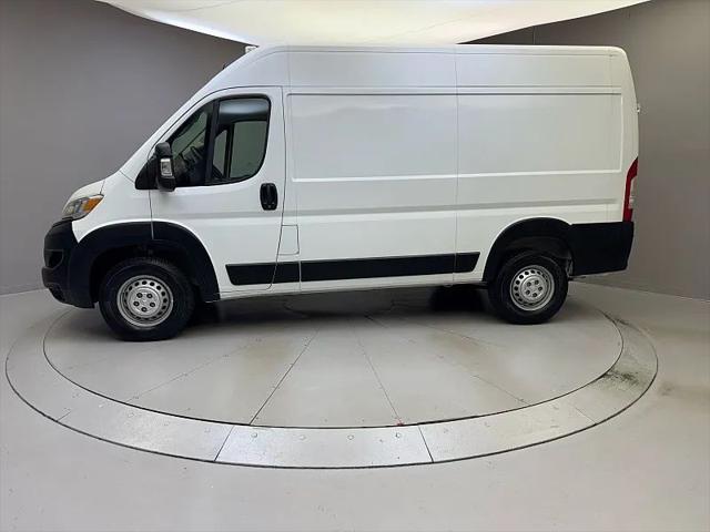2024 Ram ProMaster 2500 Cargo Van Tradesman High Roof 136" WB w/Pass Seat
