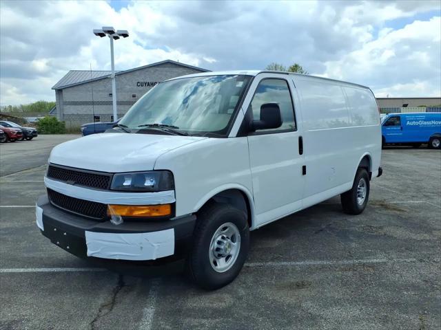 2026 Chevrolet Express Cargo Van 2500 Regular Wheelbase, WT, RWD
