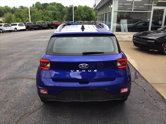 2022 Hyundai Venue SEL 2022 Hyundai Venue SEL