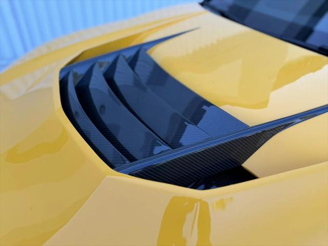 2021 Lamborghini Urus Graphite Capsule