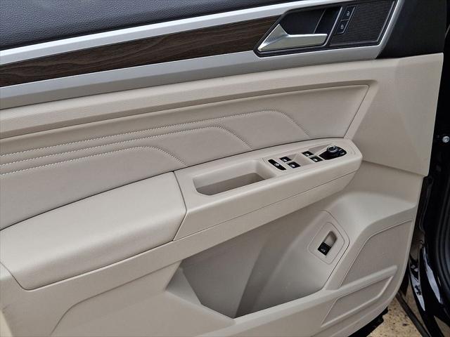 2022 Volkswagen Atlas 2.0T SE w/Technology