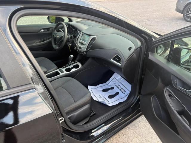 2018 Chevrolet Cruze LS Auto