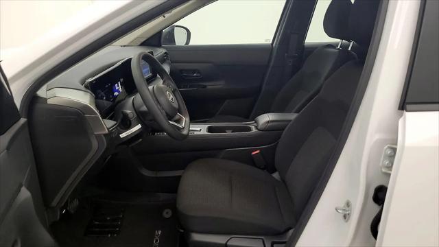 2025 Nissan Kicks S FWD
