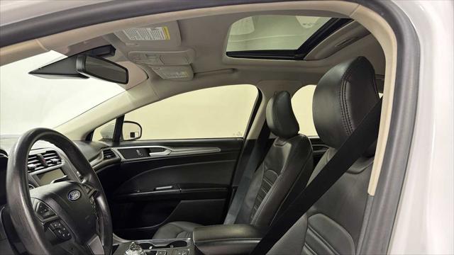 2020 Ford Fusion SE