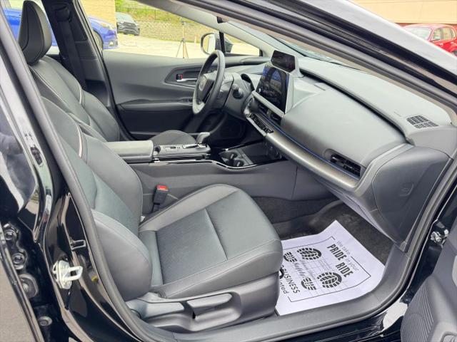 2025 Toyota Prius XLE